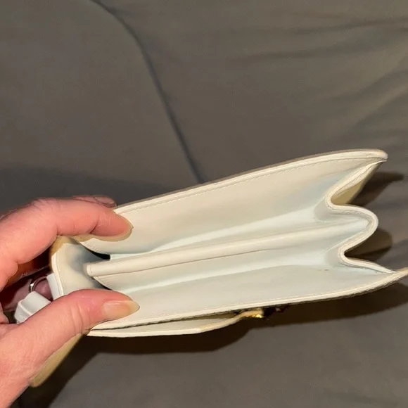 EUC Vintage Savatore Ferragamo White Textured Satchel Bag with Silver Hardware - Picture 9 of 14